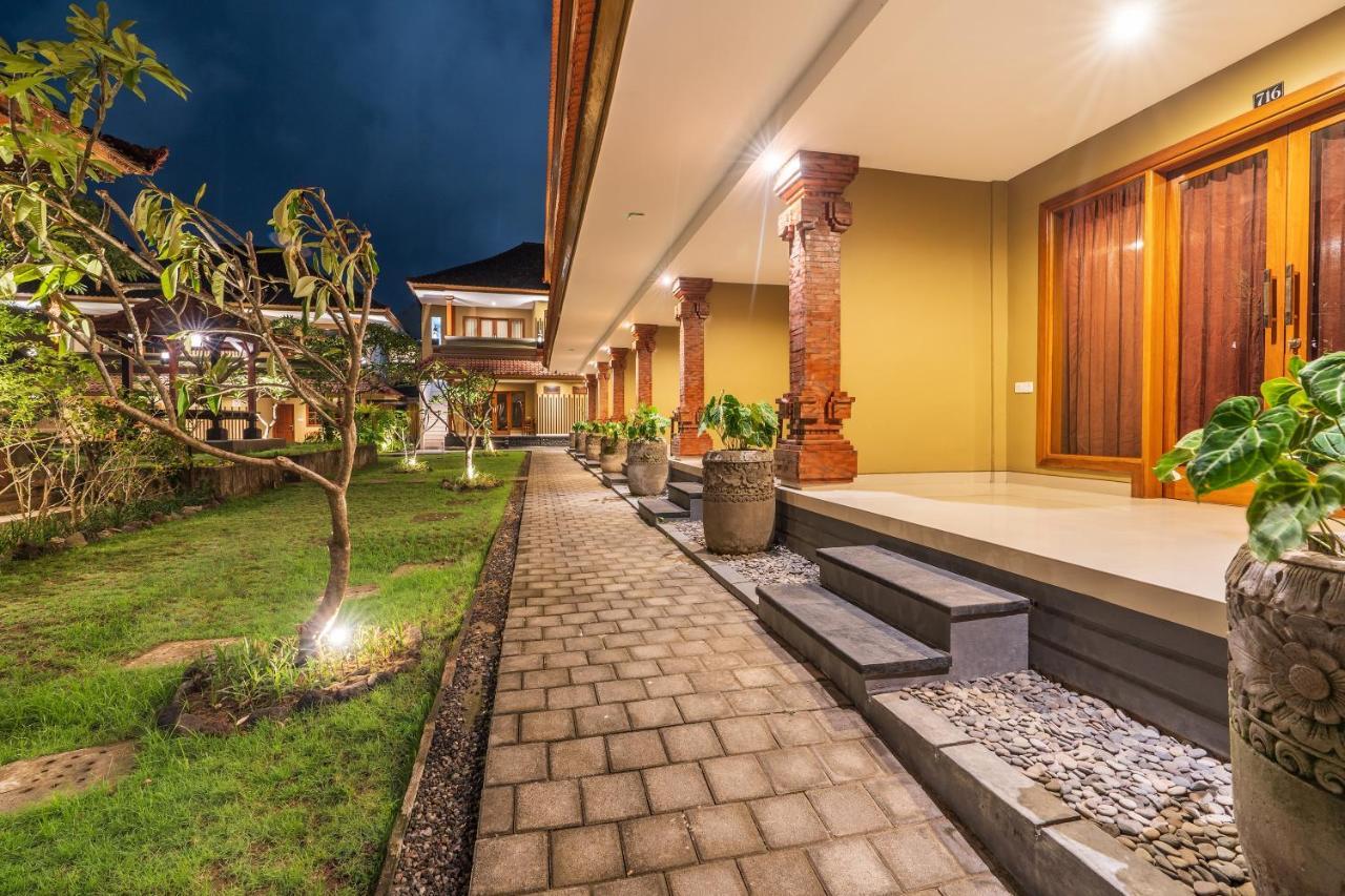 Suka Beach Inn Kuta Lombok Eksteriør billede