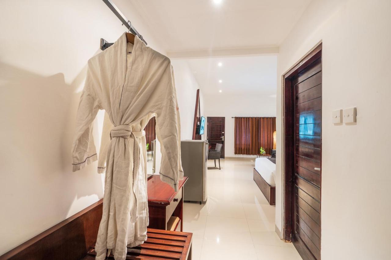 Suka Beach Inn Kuta Lombok Eksteriør billede