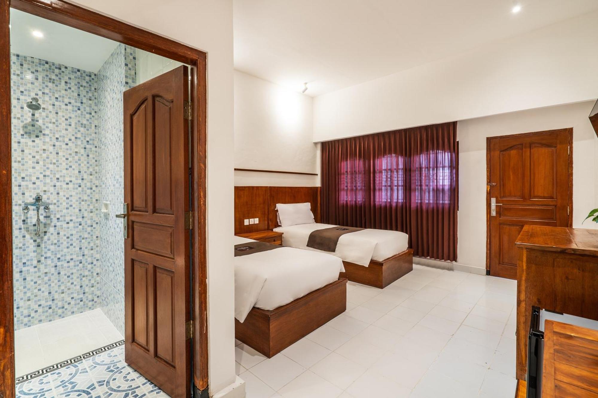 Suka Beach Inn Kuta Lombok Eksteriør billede