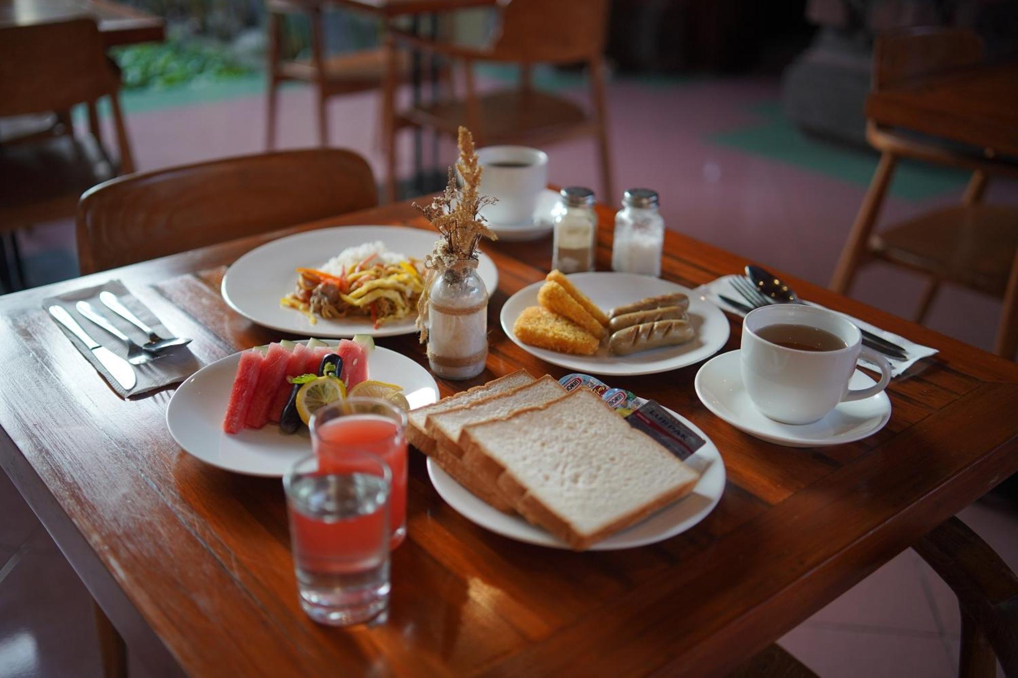 Suka Beach Inn Kuta Lombok Eksteriør billede