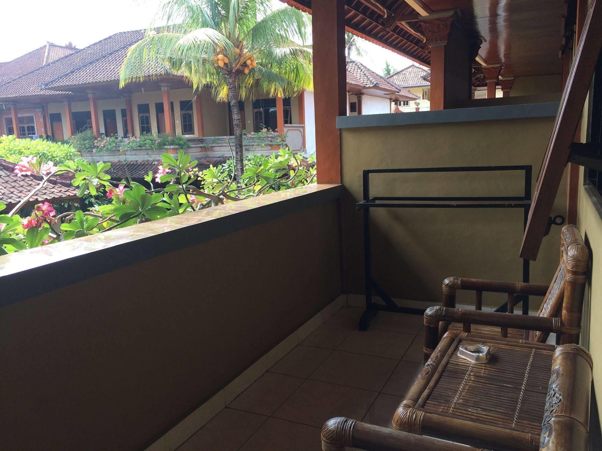 Suka Beach Inn Kuta Lombok Eksteriør billede