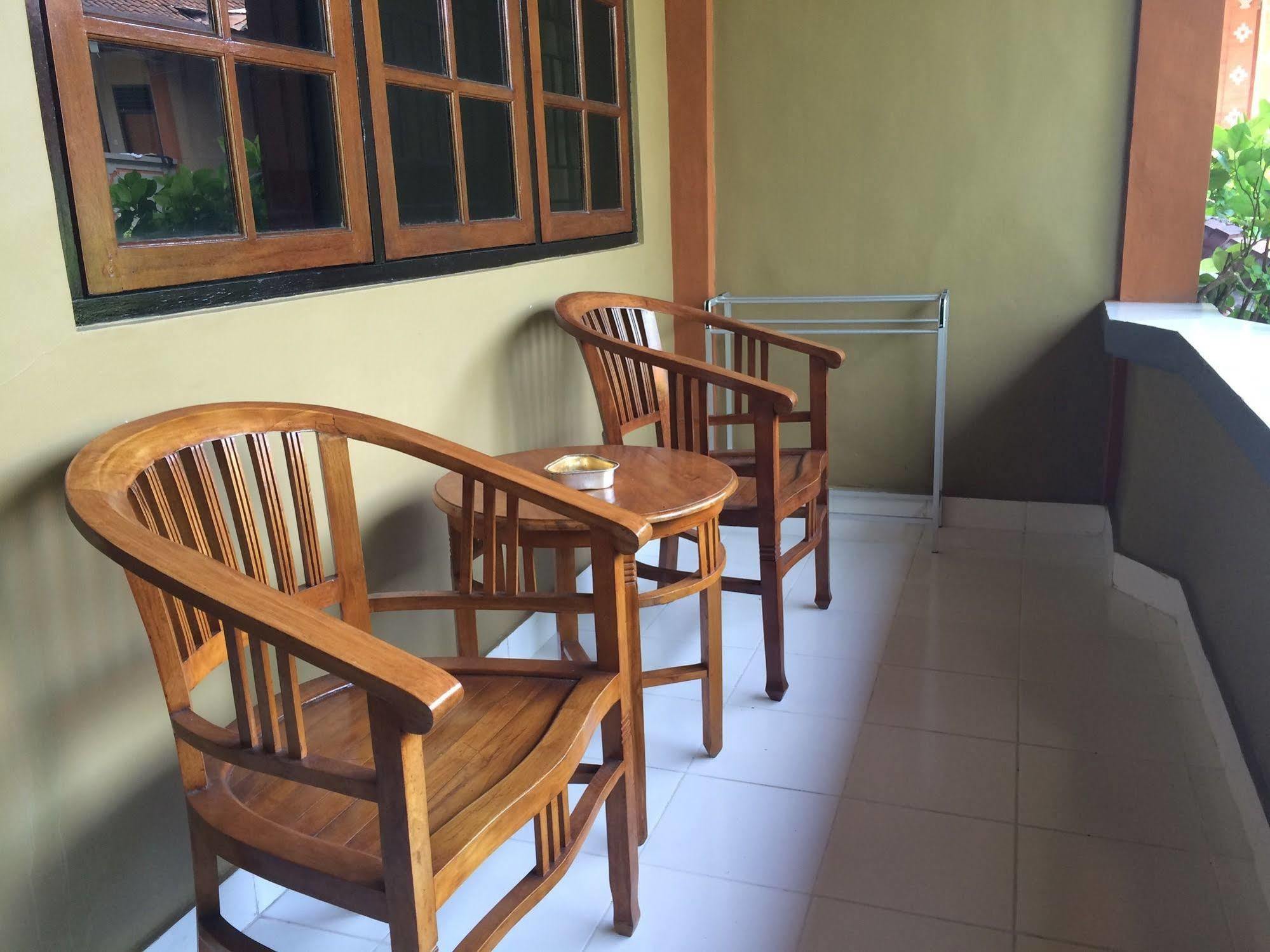 Suka Beach Inn Kuta Lombok Eksteriør billede